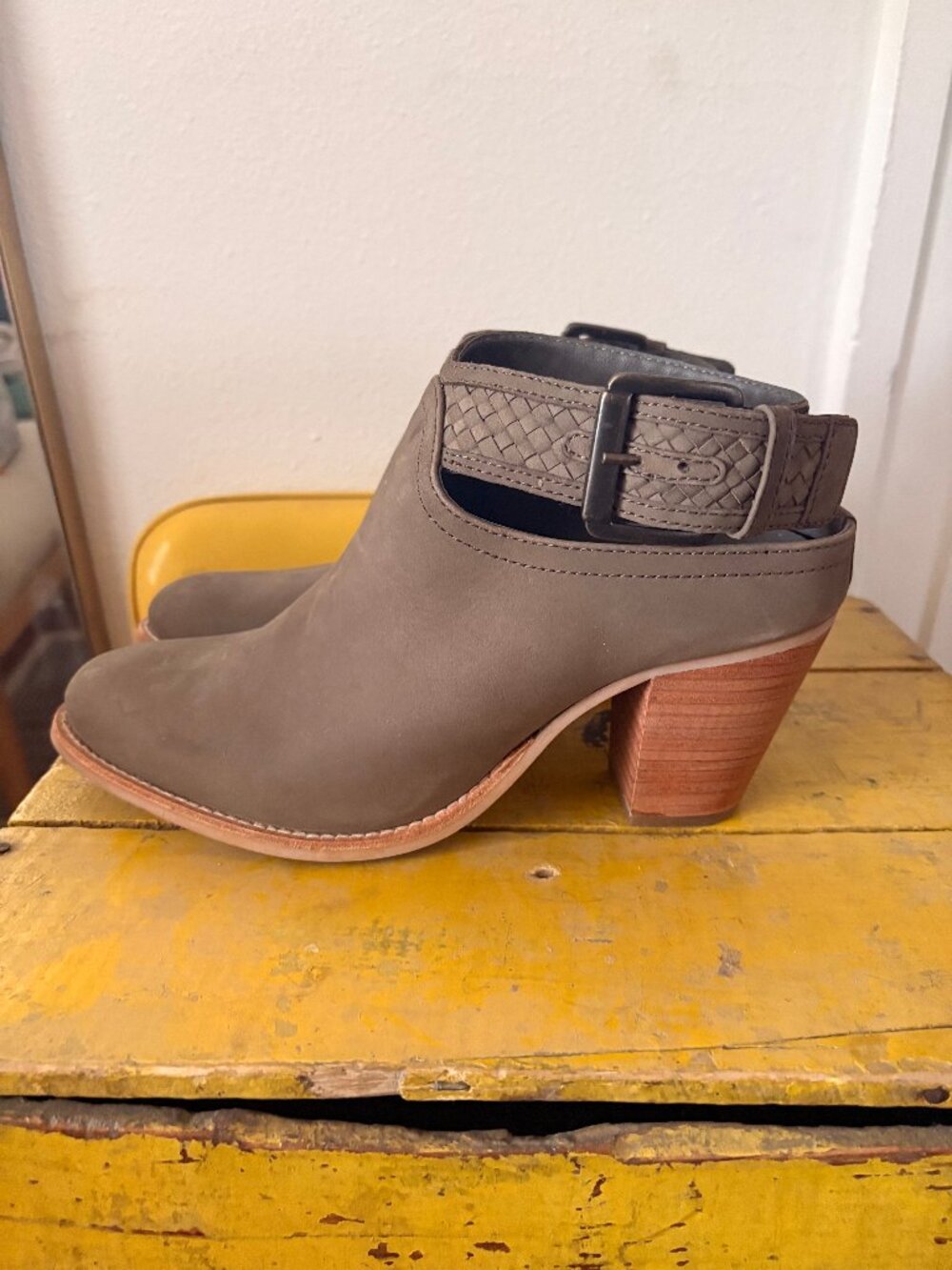 Crevo Eva Womens Block Heel Slate Green Leather Ankle Booties